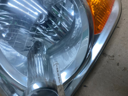 2004 to 2006 Suzuki XL-7 XL7 Left Driver LH Side Halogen Headlight AG4307 DW4