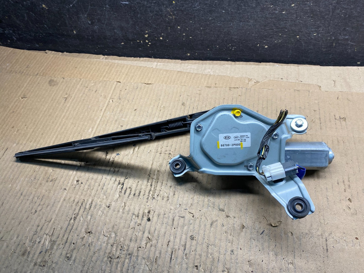 2011 - 2013 Kia Sorento Rear Glass Windshield Wiper Motor y1373 DG3