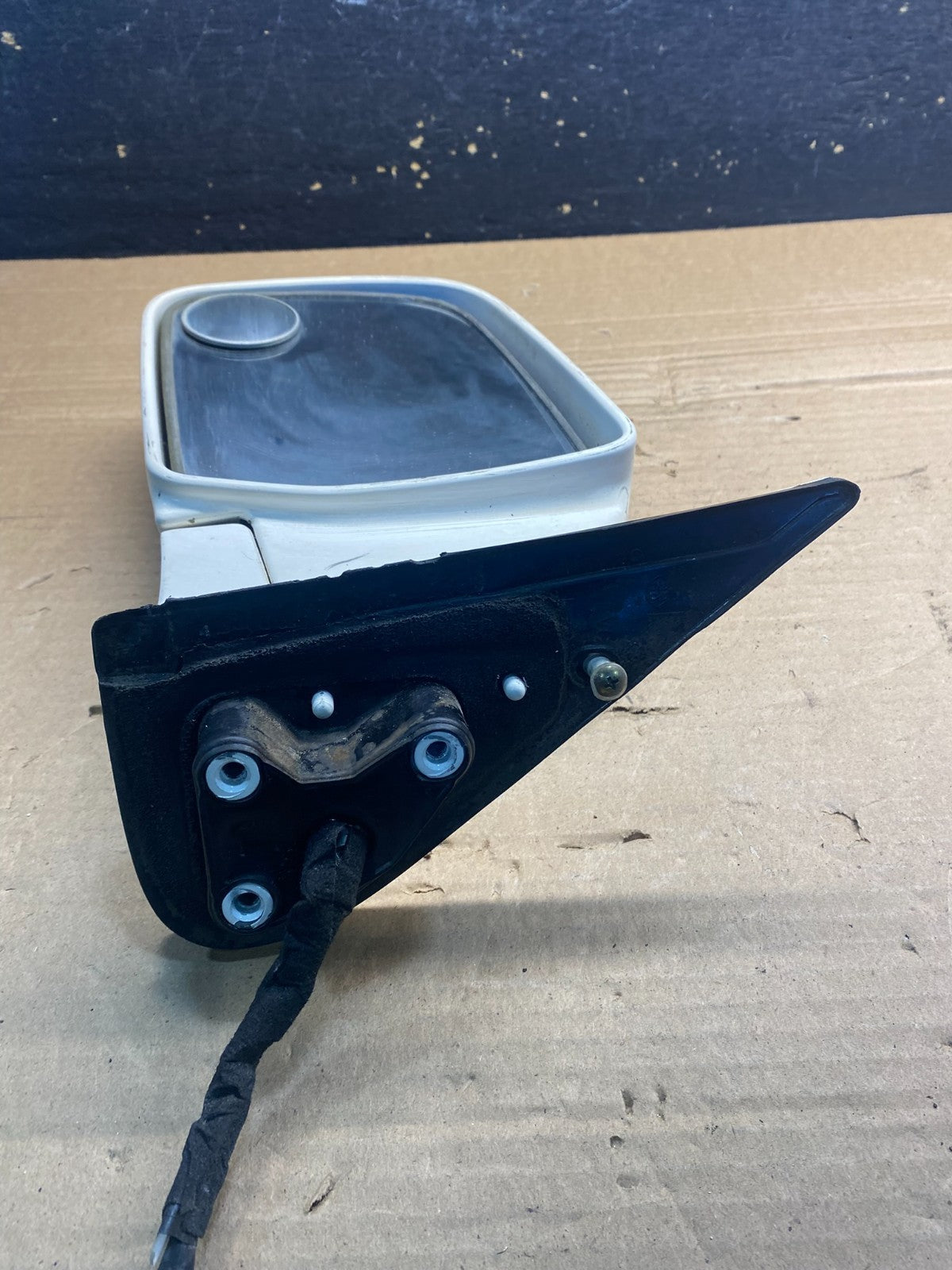 1997 to 1999 Toyota 4Runner Left Driver Side View Door Mirror AA31384