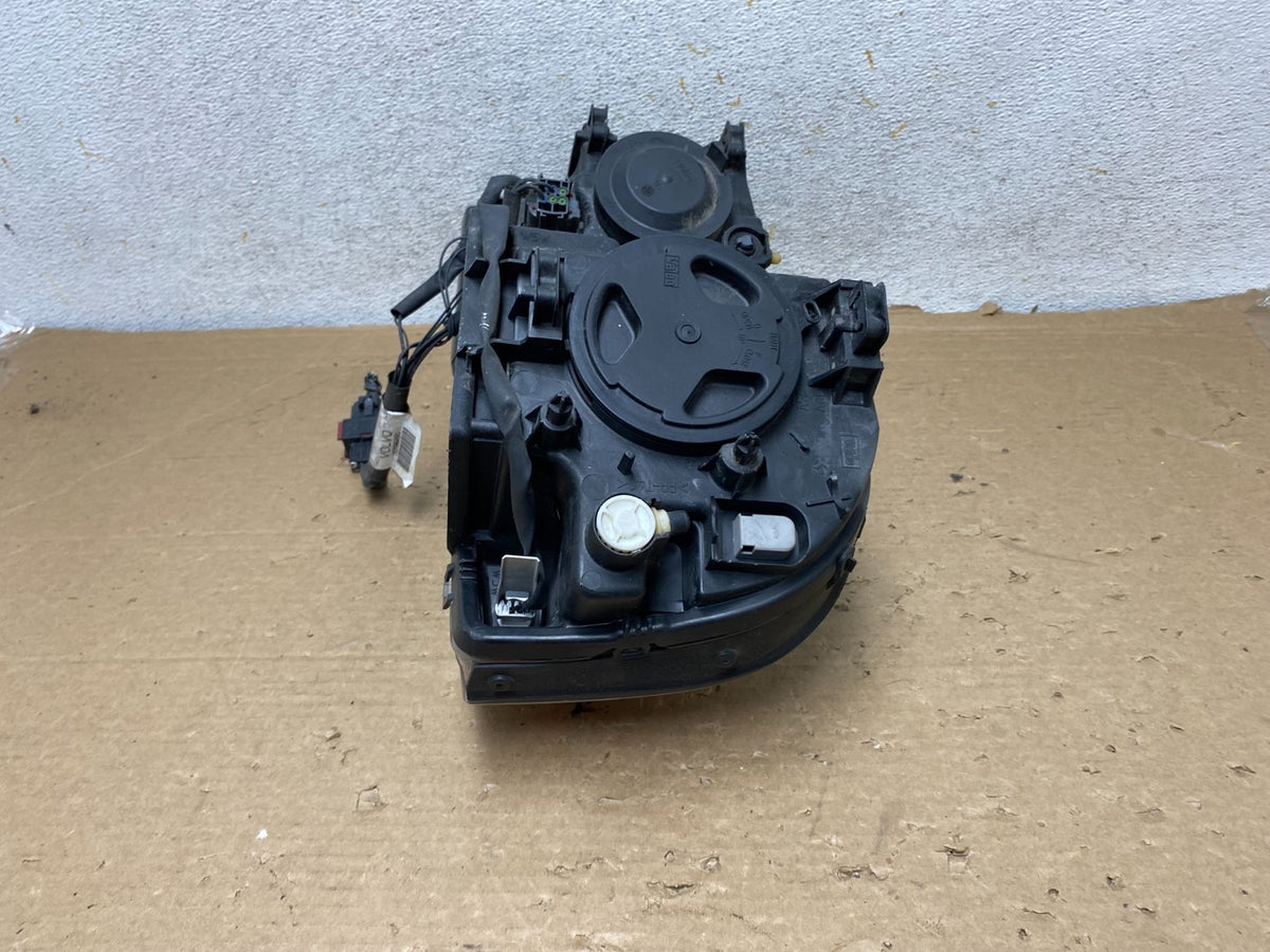2003 to 2013 Volvo XC90 Right Passenger Rh Side Headlight Halogen AH9002 DW10