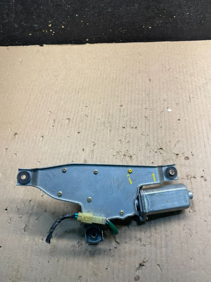 2000 to 2003 Subaru Forester Rear Wiper Motor X0530 DG5