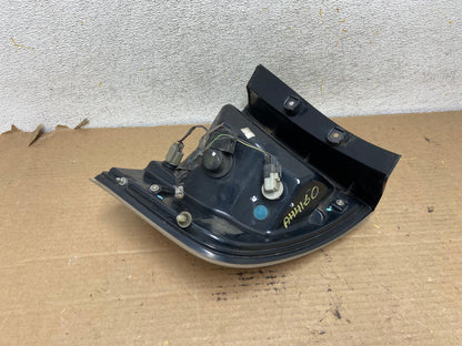 2007 to 2010 Ford Edge Tail light Left Driver Side AH4160 LK5
