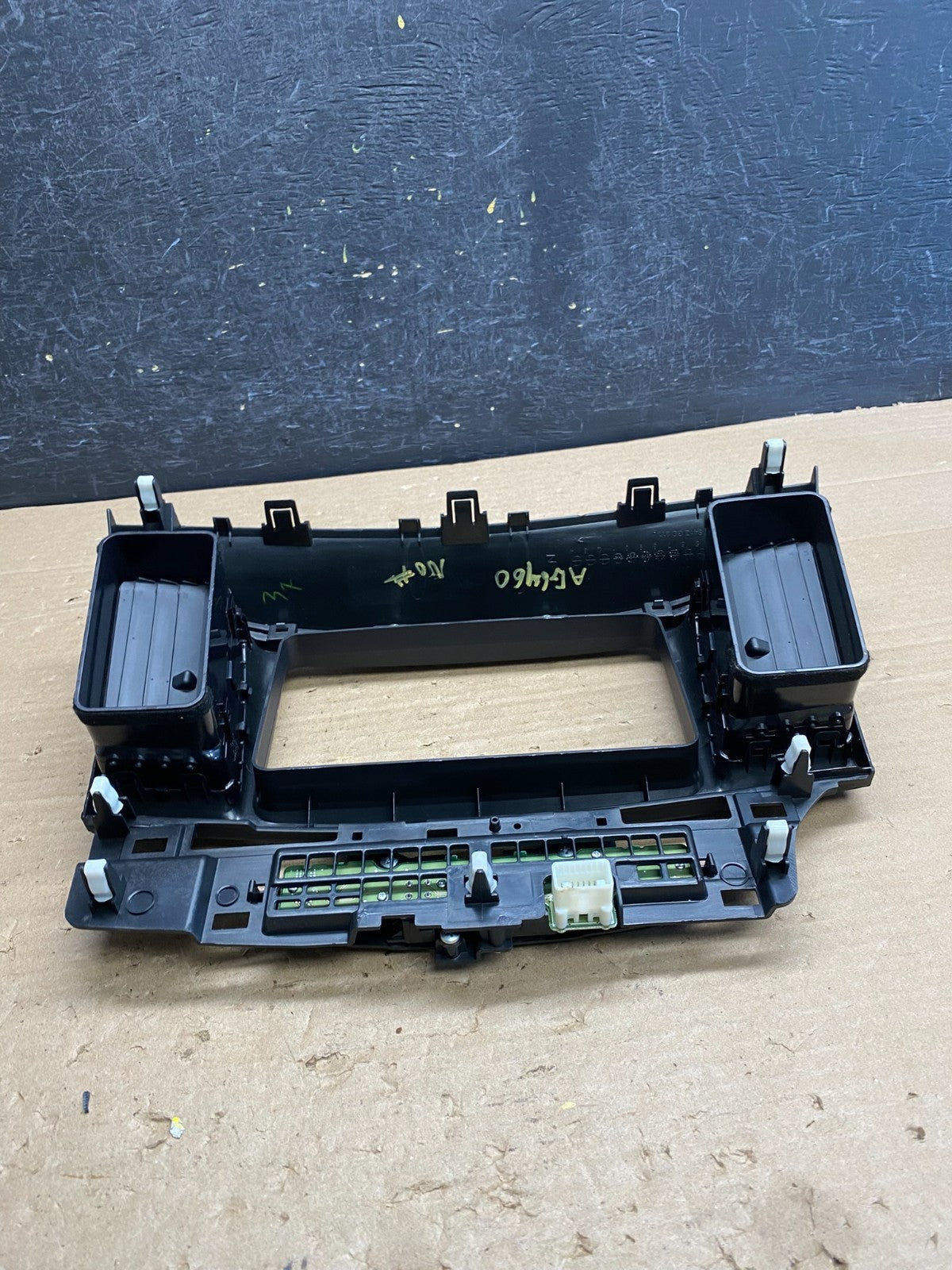 2008-2015 Mitsubishi Lancer Evo 10 X Radio Center Air Vent Bezel AG6460 DG4