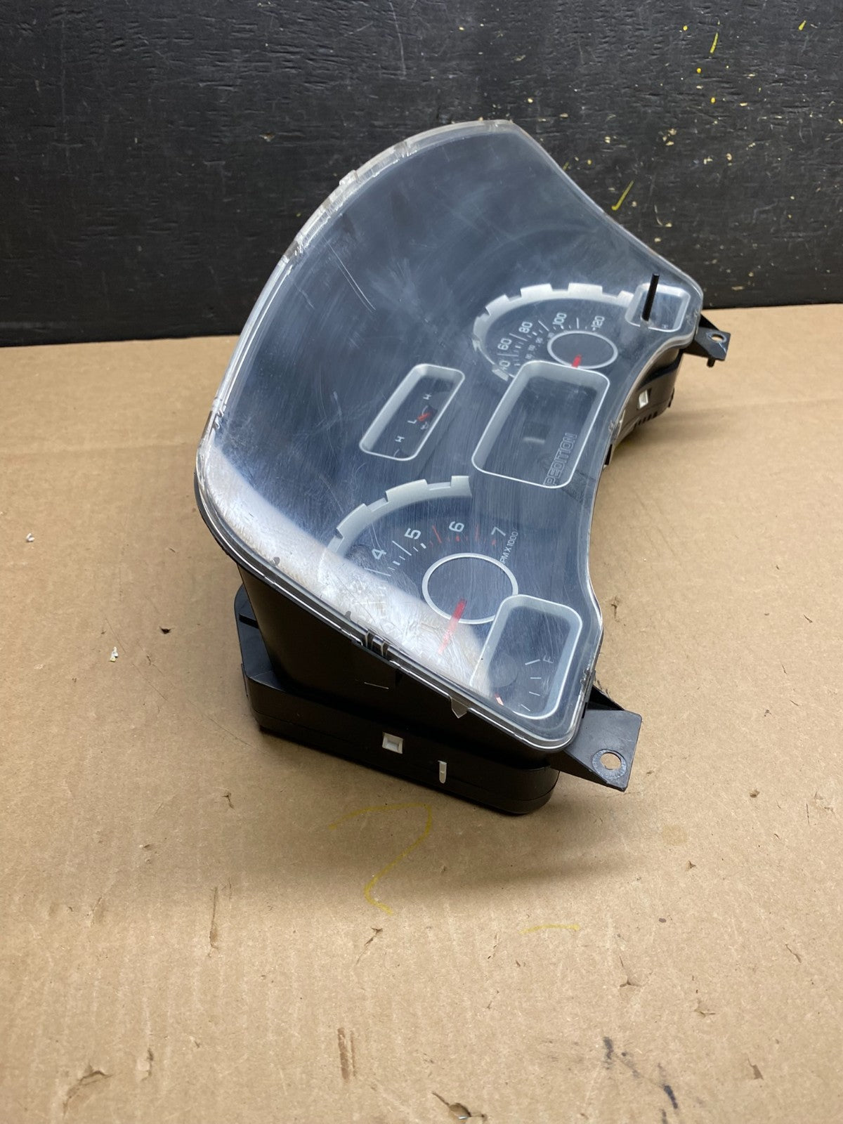 2007 to 2014 Ford Expedition Speedometer Cluster Gauge t4406 DG2
