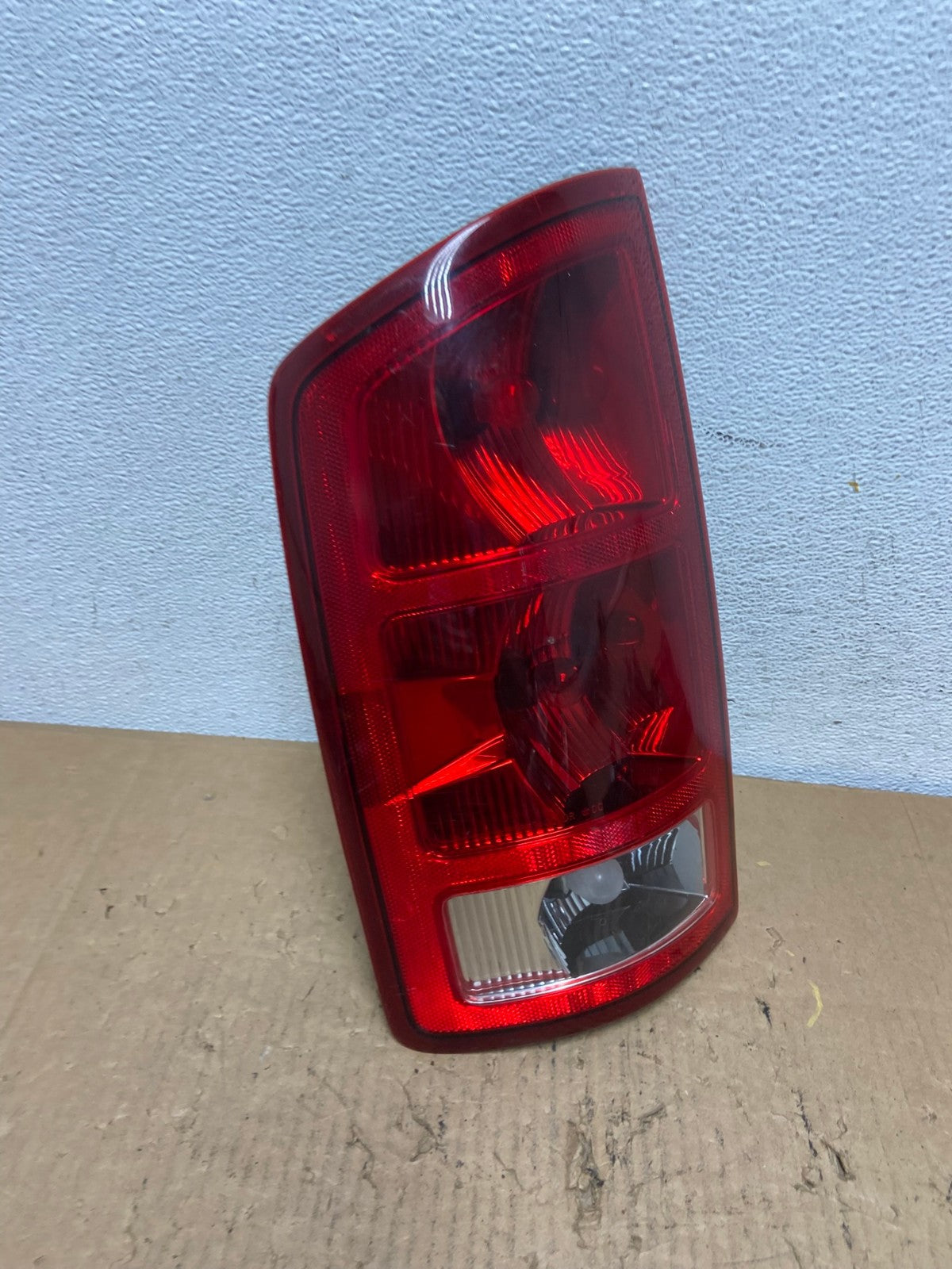 2002 to 2006 Dodge Ram 1500 Left Driver side Tail Light AD2363 LK2