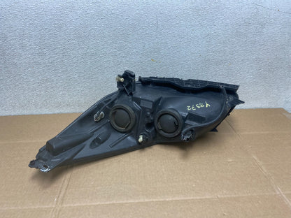 2013 - 2016 Ford Escape Headlight Right Passenger RH Side Halogen Y8372 DW7