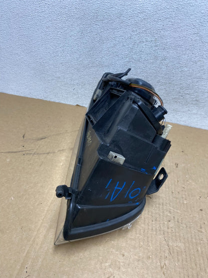 1999 to 2002 Audi A4 Left Driver LH Side Headlight AG0490 DW5
