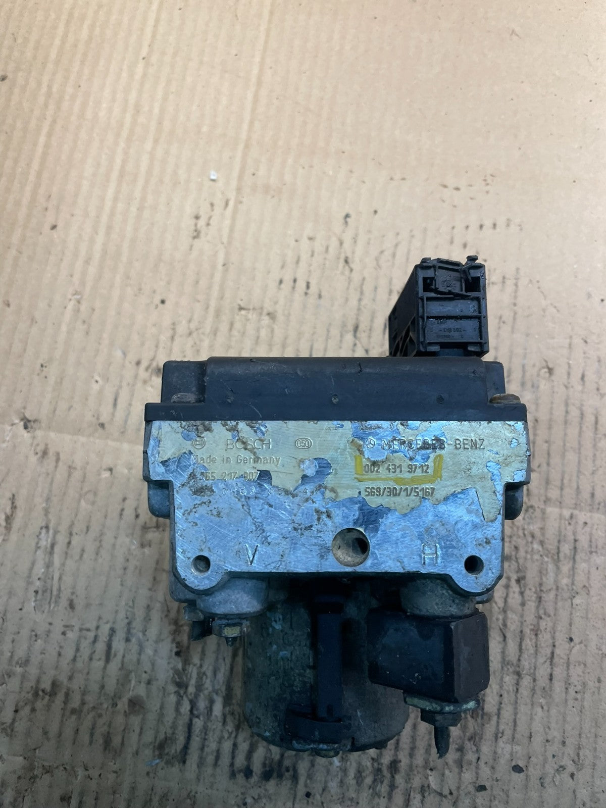 1990-1991 Mercedes R129 300SL ABS Antilock Brake Control Module AB7352 DG1