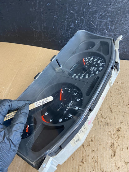 1998 to 1999 Nissan Frontier Xterra Speedometer Instrument Cluster AF15793
