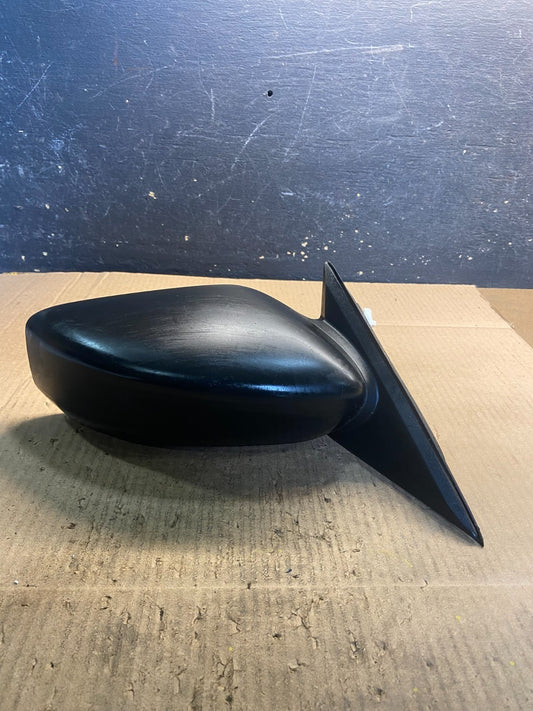 2013-2015 Nissan Altima Right Passenger View Door Mirror OEM Y7699 MS0