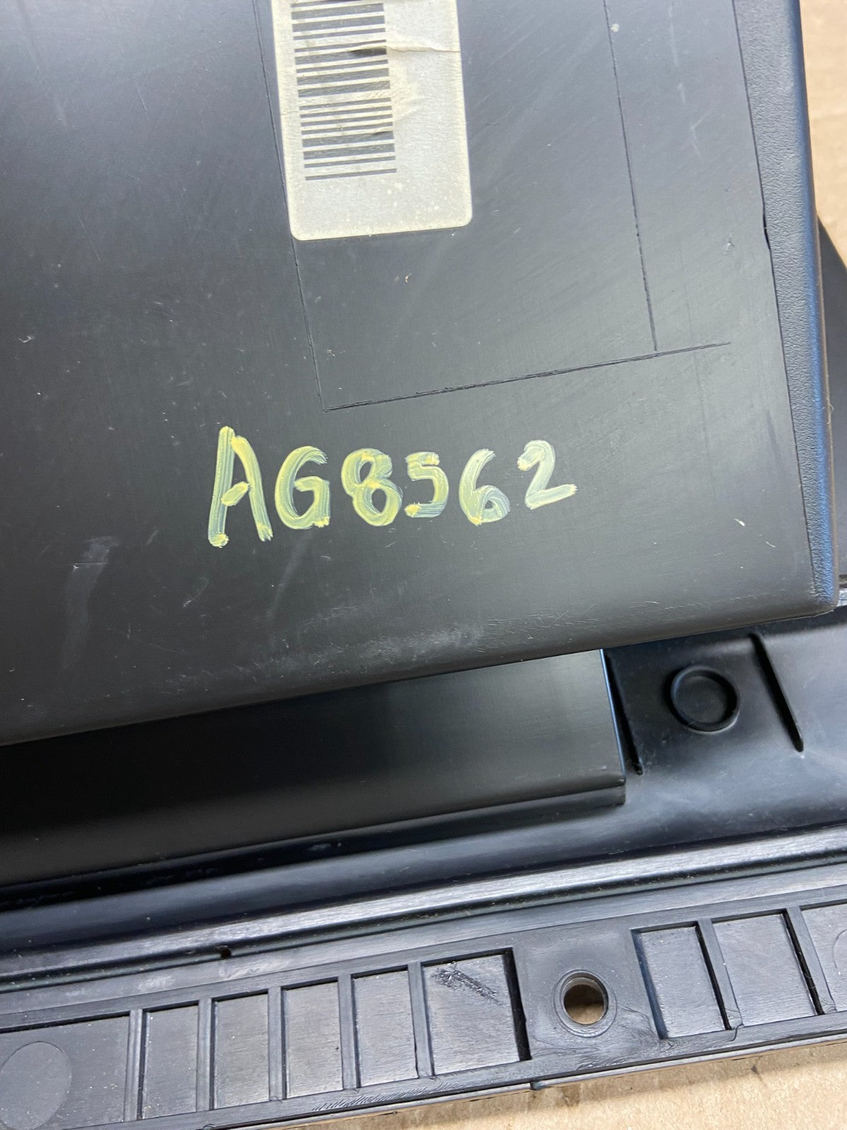 2004 to 2008 Ford F-150 Front Right Passenger Storage Glove Box AG85625