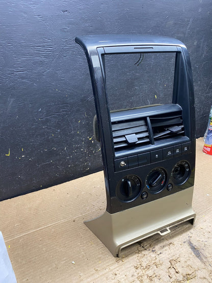 2006 - 2010 Ford Explorer Radio Heater Climate A/C Control Bezel  Trim x1346 DG4