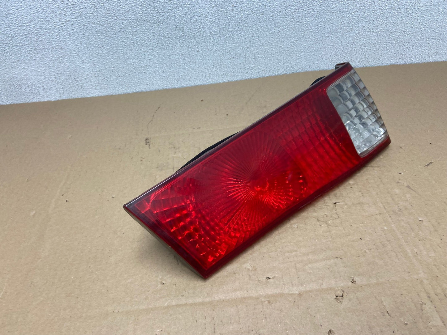 2000 to 2001 Toyota Camry Tail Light Inner Left Driver Lh Inner Oem AB6144 LK2