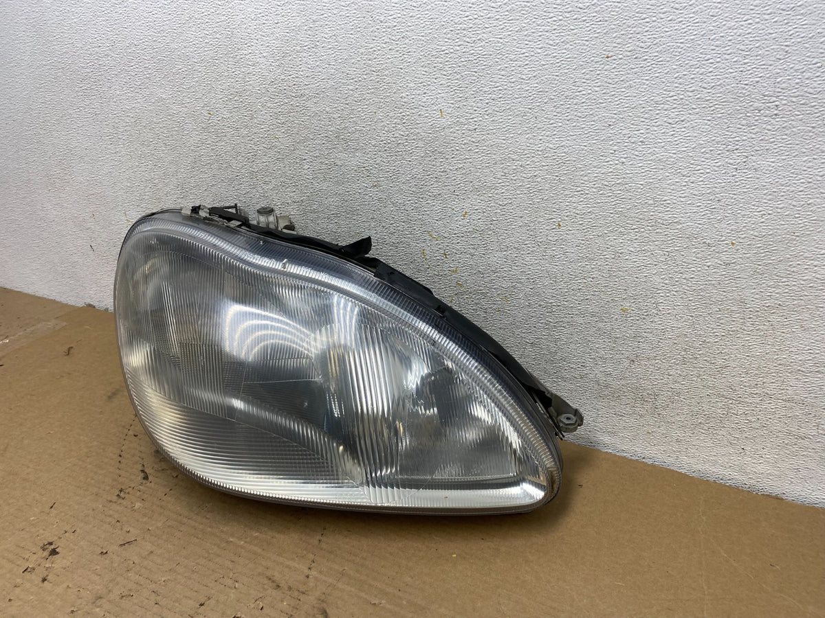 Xenon HID 2000 to 2002 Mercedes S-Class Right Passenger Headlight AH4314 DW2