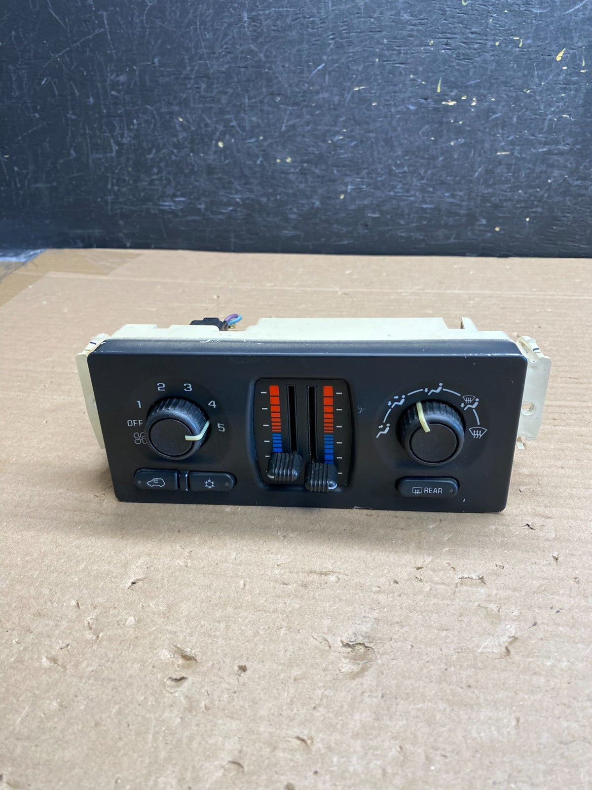 2003 to 2006 Chevrolet Silverado HVAC Heater Climate Control Module AG5235DG0