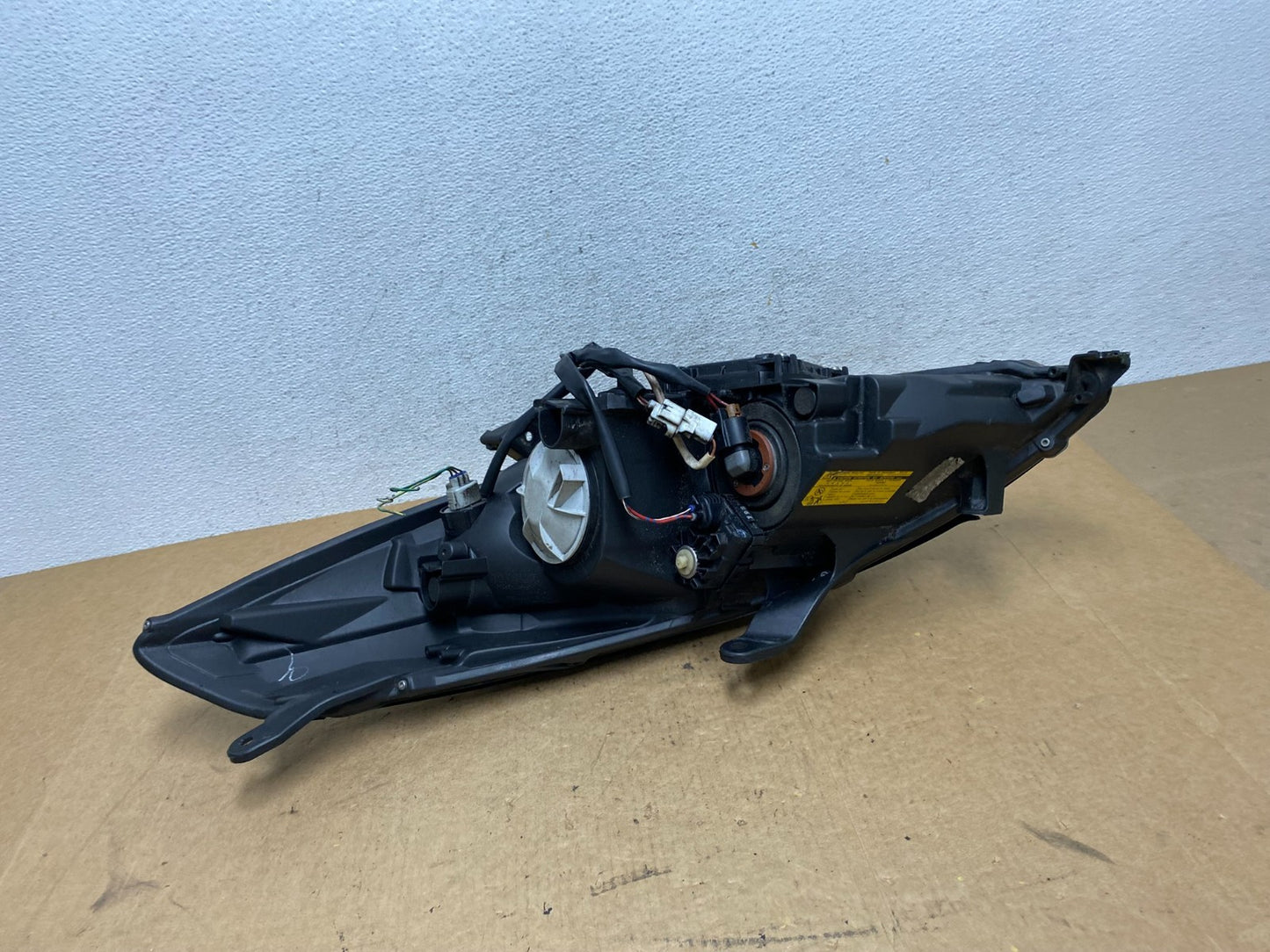 2007 2008 Toyota Solara Right Passenger RH Xenon Hid Headlight AE3268 DW7