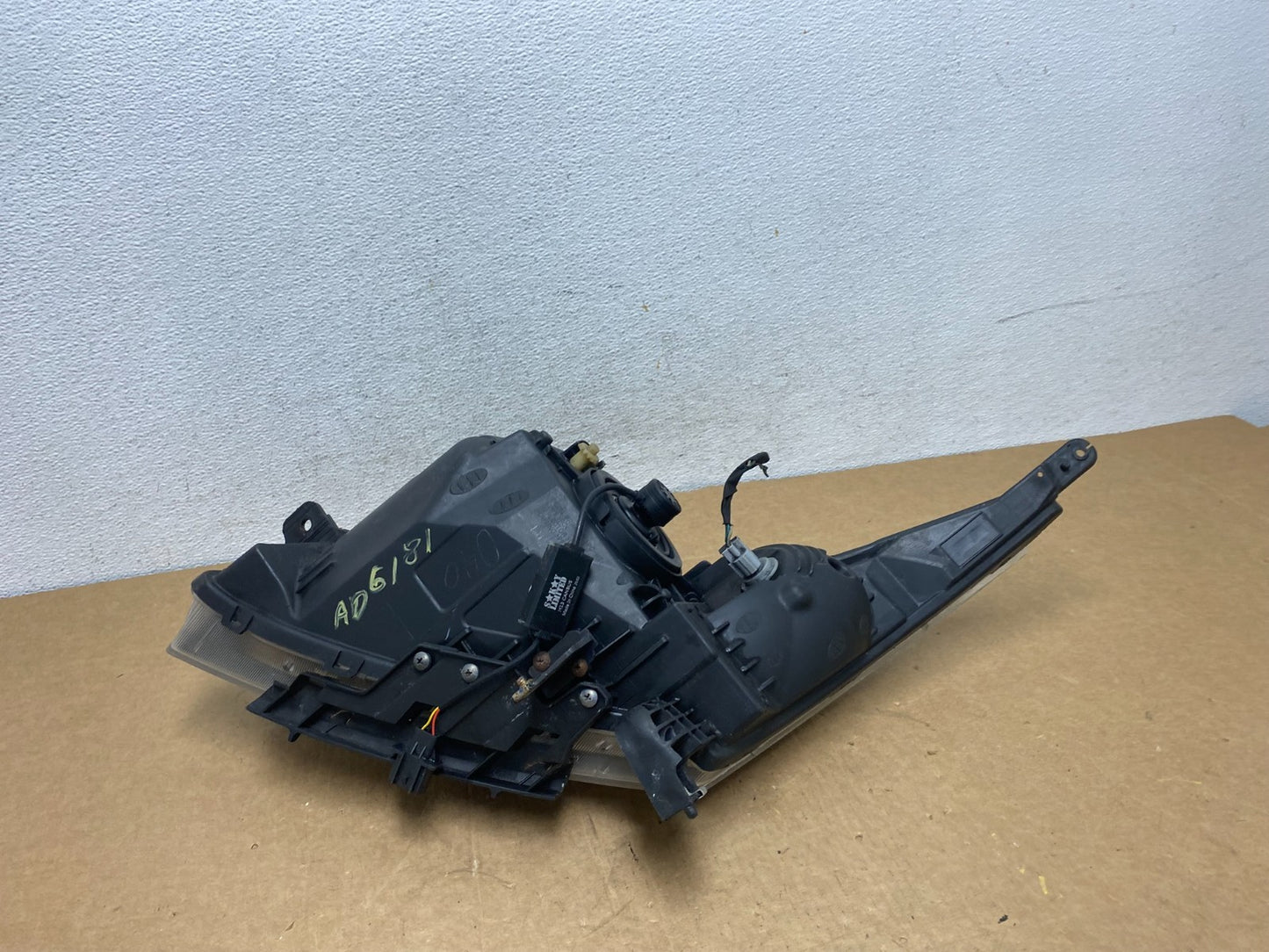 2011 to 2015 Chevrolet Cruze Halogen Right Passenger Rh Headlight AD6181 DW7