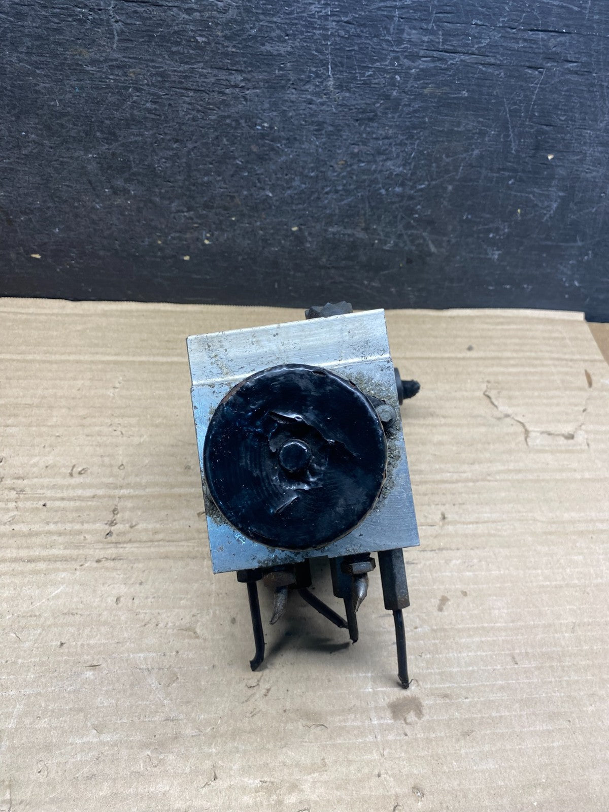 2011 - 2014 Ford E250 E350 Van ABS Anti Lock Brake Pump Module AH9997 DW5
