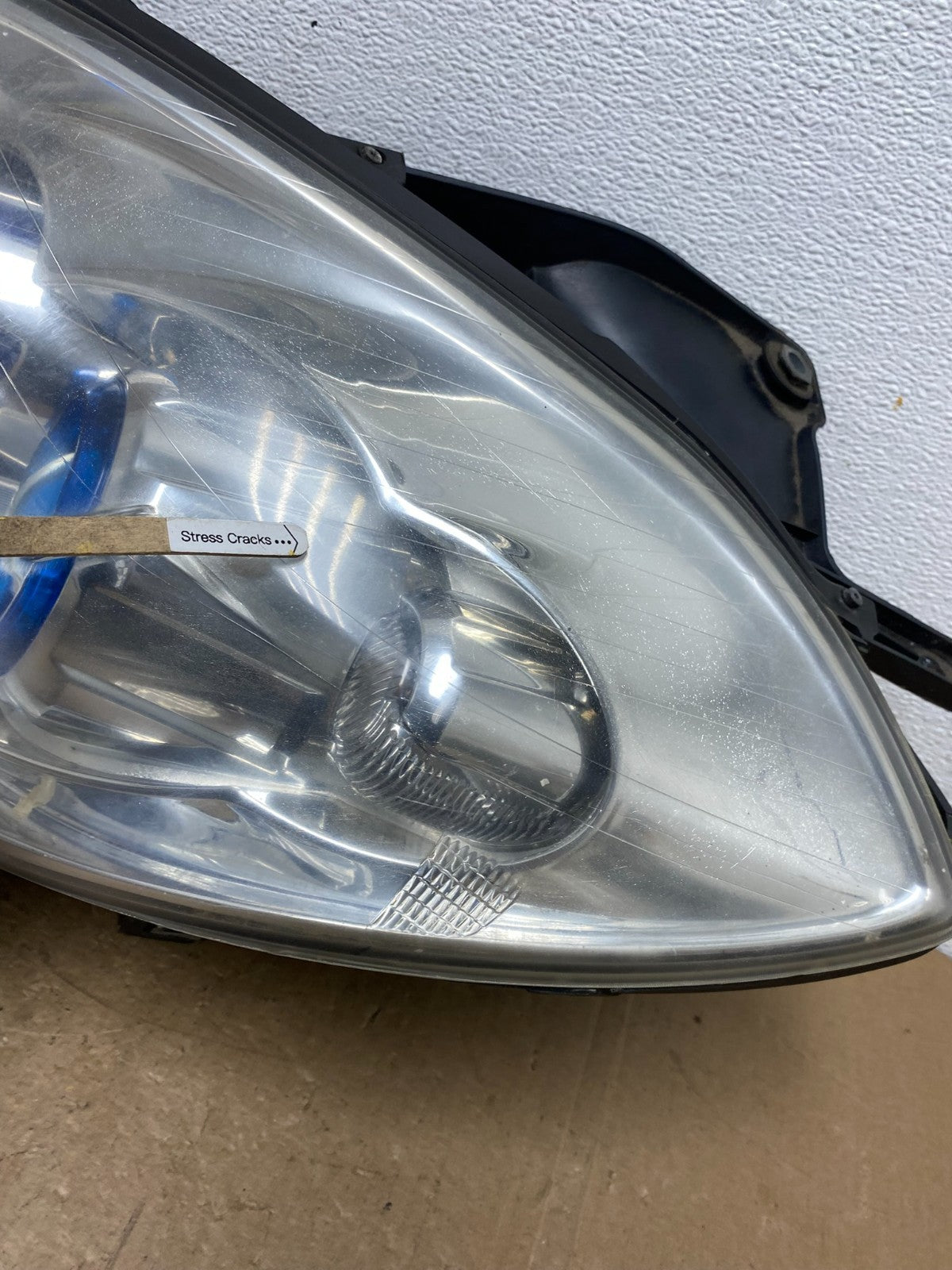 2008-2012 Buick Enclave Left Driver Headlight Xenon Hid One Ballast AC60524