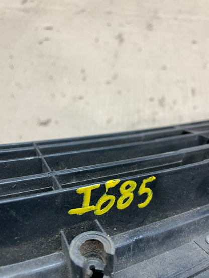 1991 to 1995 Acura Legend Sedan 4Door Front Upper Grill Grille i7685 DG10