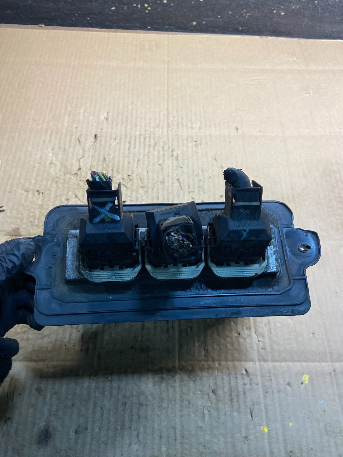 2004 Ford Explorer 4.0L Engine Control Computer Module 4L2A-12a650-amb Y3700 DG1