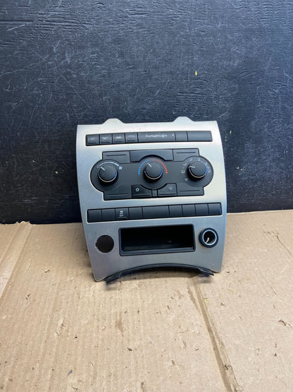 2005 2006 2007 Jeep Commander Grand Cherokee A/C Climate Control Bezel ai2781 DG0