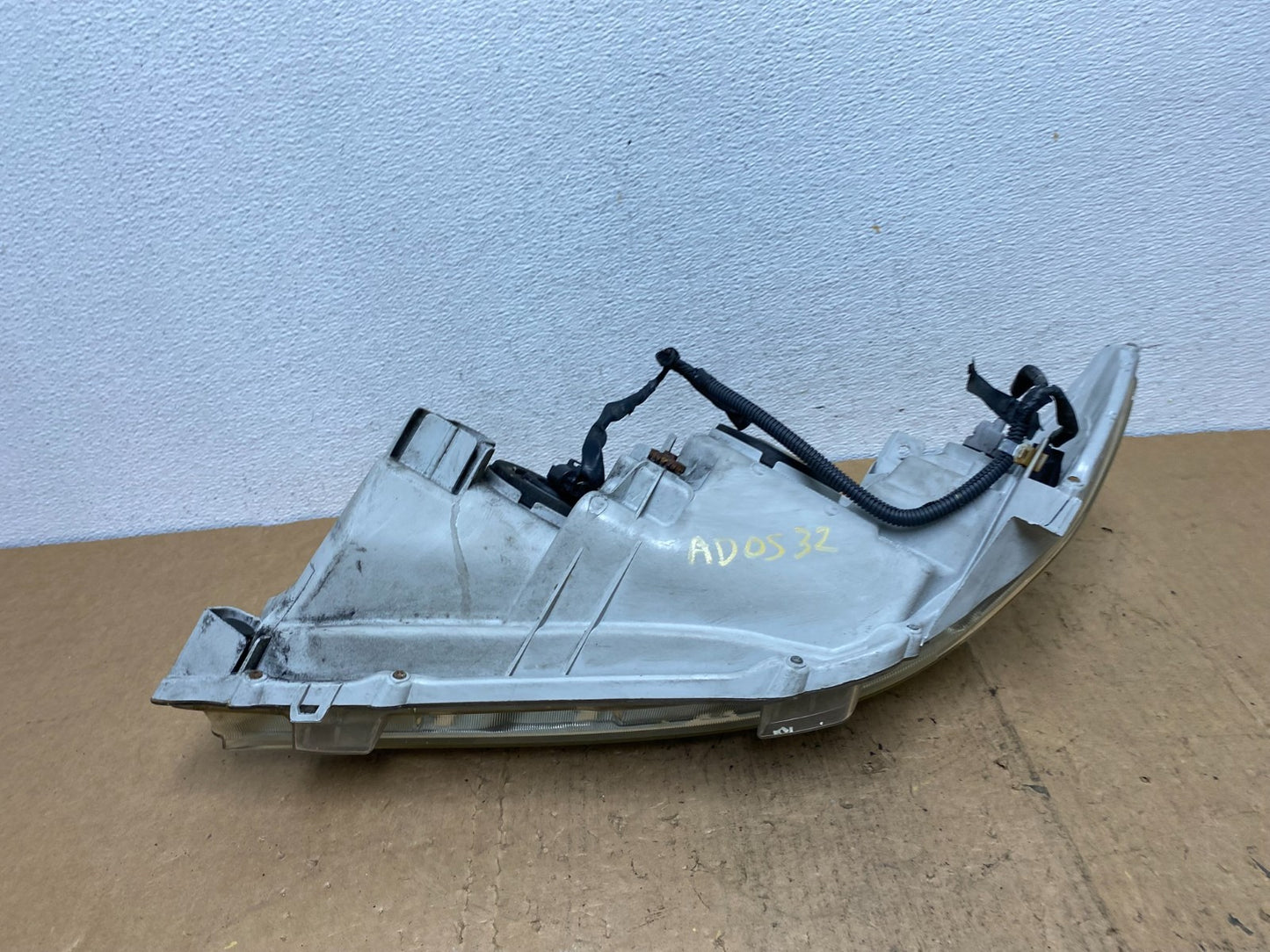 2007 - 2009 Toyota Camry Hybrid Blue Halogen Right Passenger Headlight AD0532 DW7