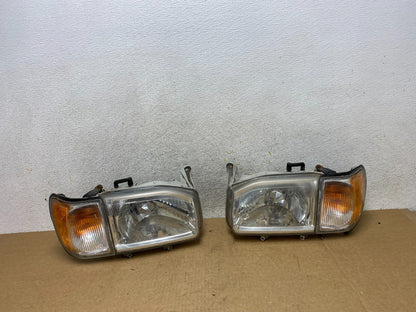 1999-2004 Nissan Pathfinder Left+Right Side Set Halogen Headlights AI2646 DW0