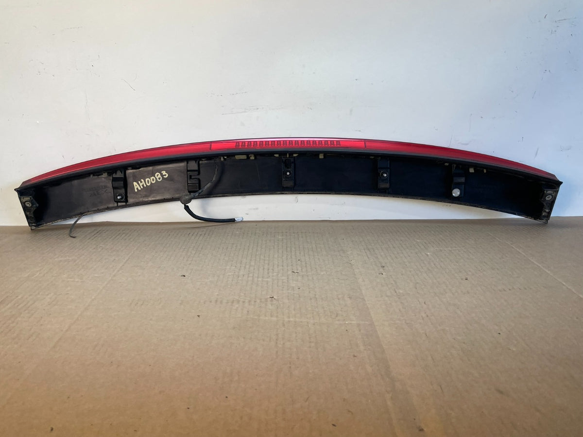 2010-2011 Honda Insight Rear Tailgate Spoiler 3rd Third Brake Light OE ah0083 DG3