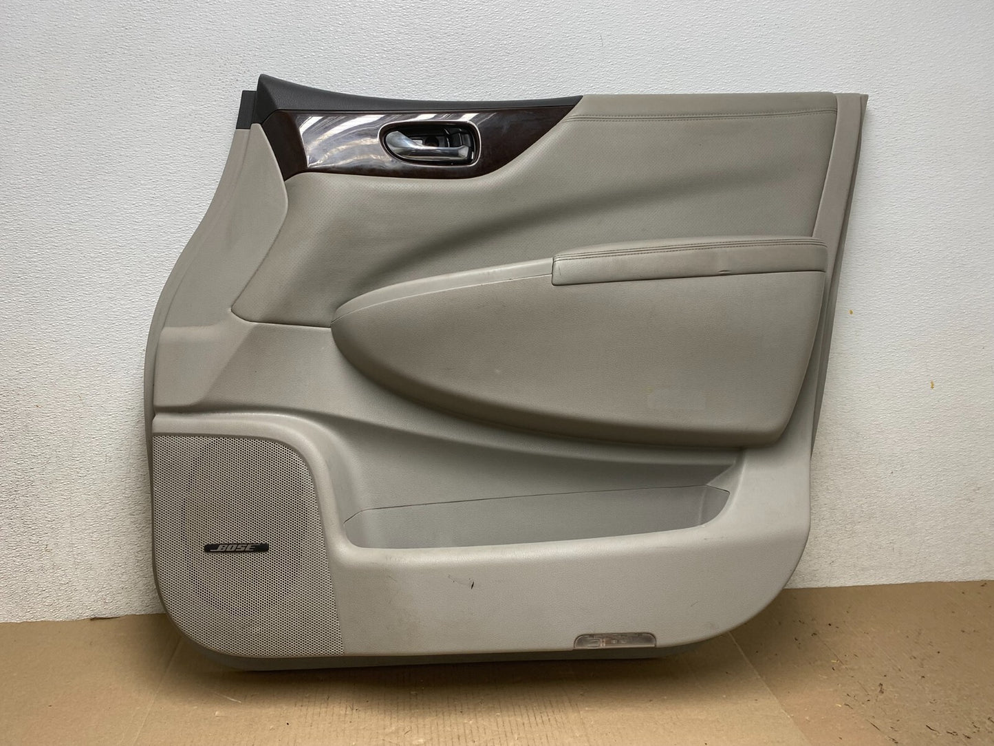 2011 to 2017 Nissan Quest Right Passenger Front Door Panel L6058 DG0
