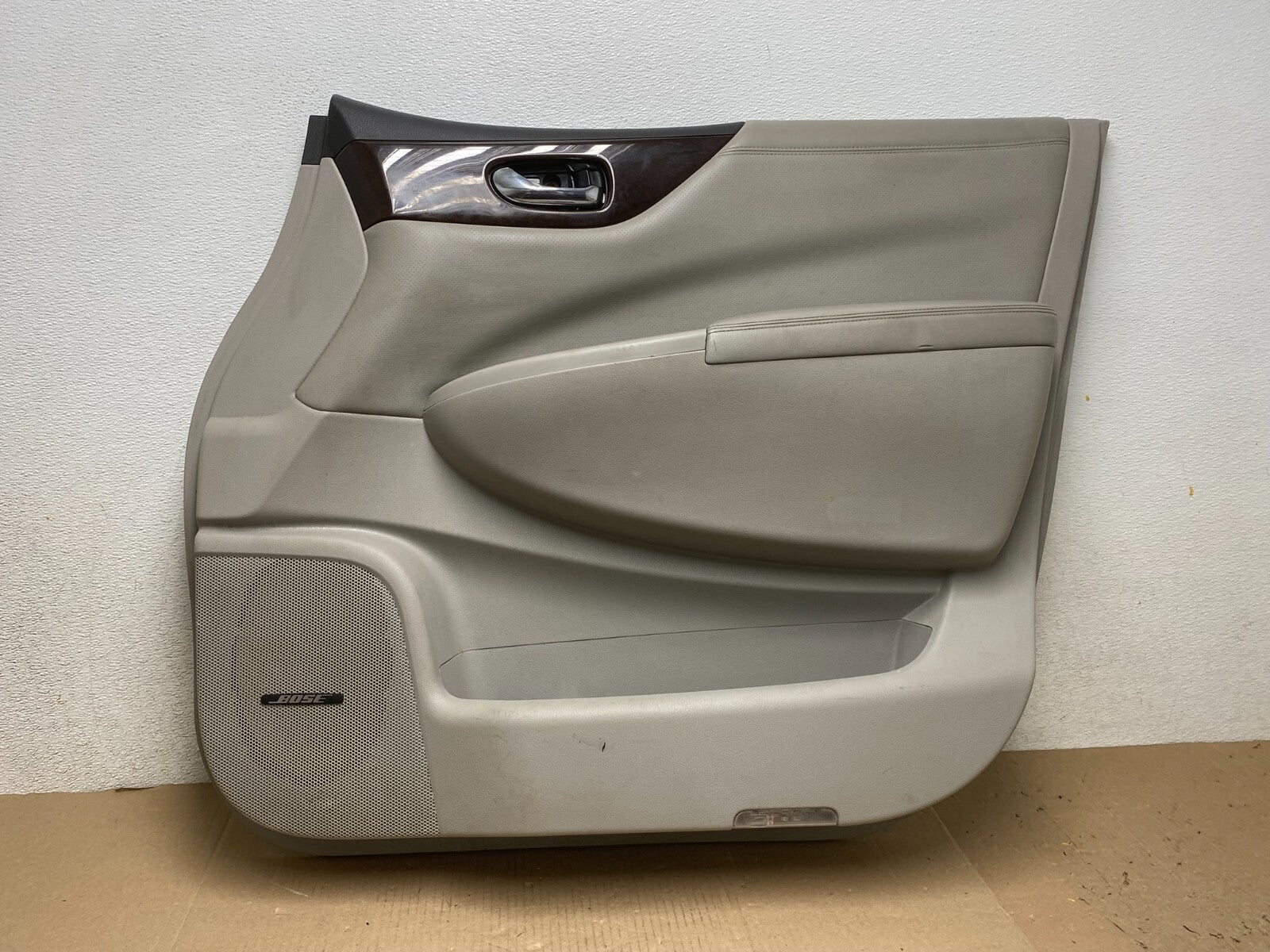 2011 to 2017 Nissan Quest Right Passenger Front Door Panel L6058 DG0