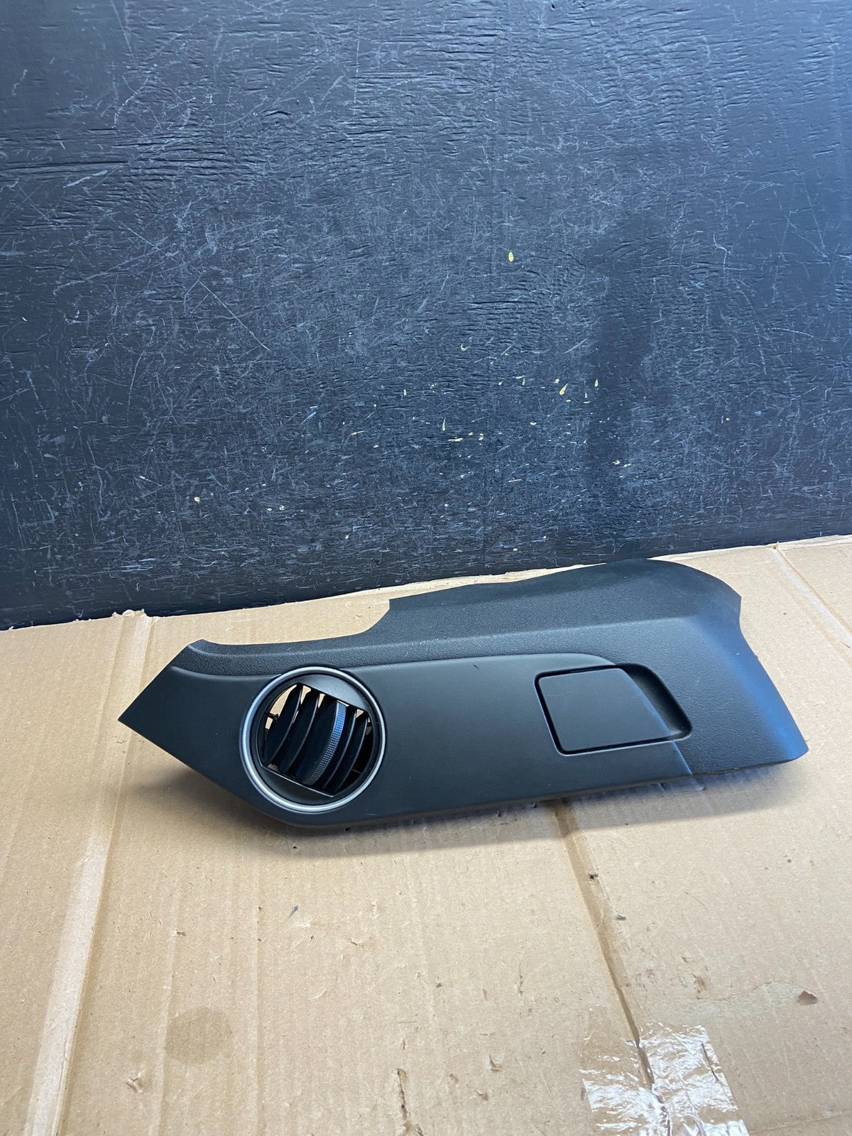 2009 - 2015 Honda Pilot Left Dash Vent Center Panel Bezel AH5542 DW1
