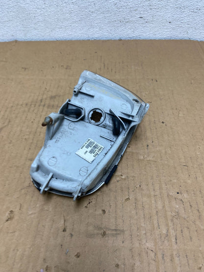 1992 to 1994 Toyota Camry Right Passenger RH Side Turn Signal AC7547 DW6