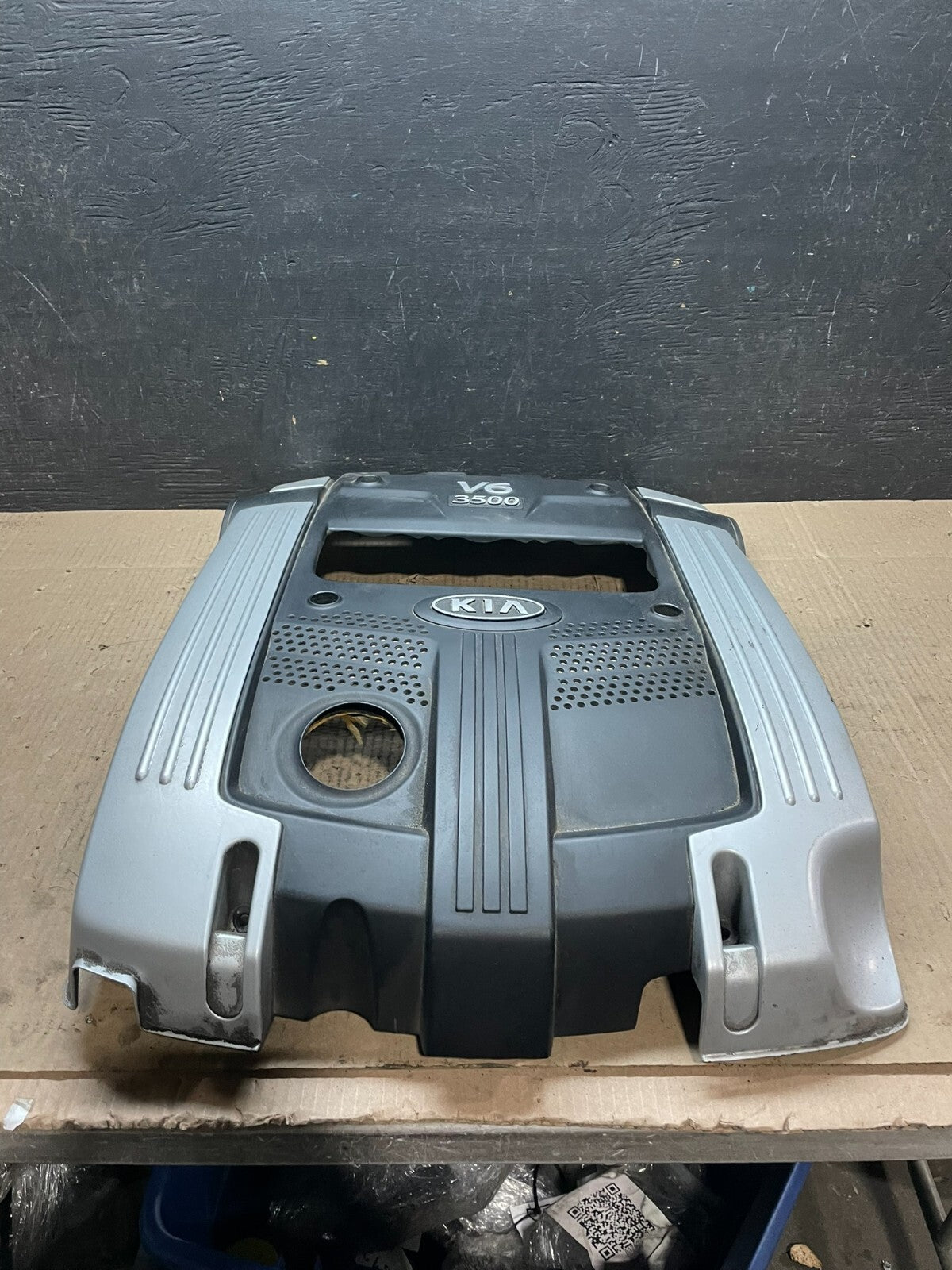 2004 2005 2006 Kia Amanti 3.5L Engine Motor Cover V6 OEM I7753 DG1