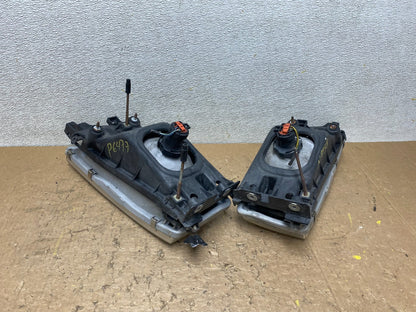 1997 to 1999 Nissan Maxima Left+Right Headlights Halogen OEM V8018 DW4