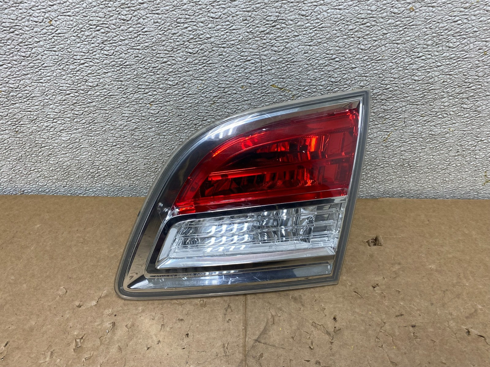 2007 2008 2009 Mazda Cx-9 Right Passenger Rh Side Inner Tail Light V0324 DW0