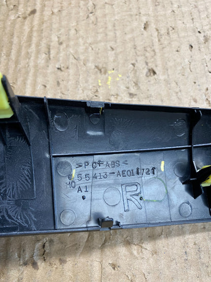 2004 to 2010 Toyota Sienna Right Side Radio Switches Bezel Trim AC9577 DG3
