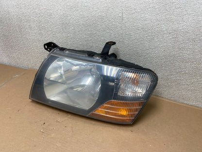 2000 to 2004 Mitsubishi Montero Pajero Left Driver LH  Headlight AA9879 DW1