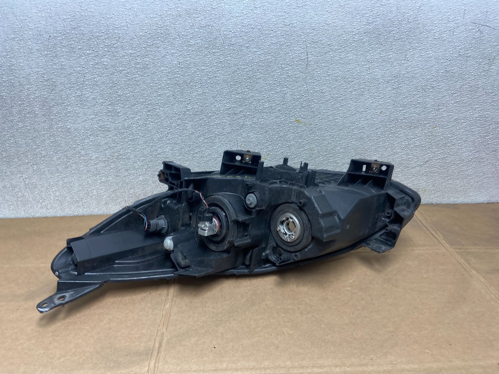 2012-2017 Mazda 5 Right Passenger Rh Side Halogen Headlight OEM Y5068 GD5