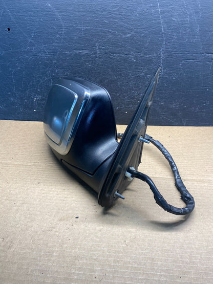 2003-2006 Chevrolet Tahoe Suburban Right Passenger Turn Door Mirror AF67682