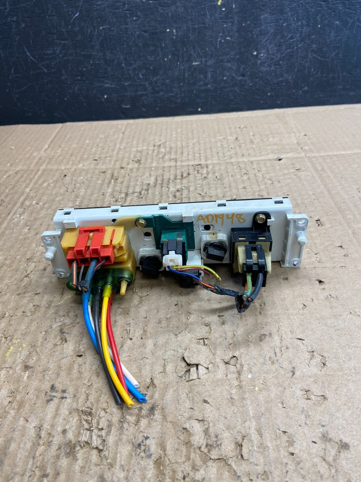 1998 to 2011 Ford Crown Victoria Marquis A/C Heater Climate Control ad1948 DG3