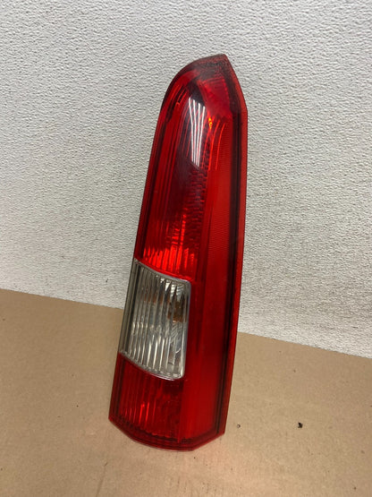 2001-2004 Volvo XC70 V70 Right Passenger RH Side Tail Light Upper AG6600 DW0