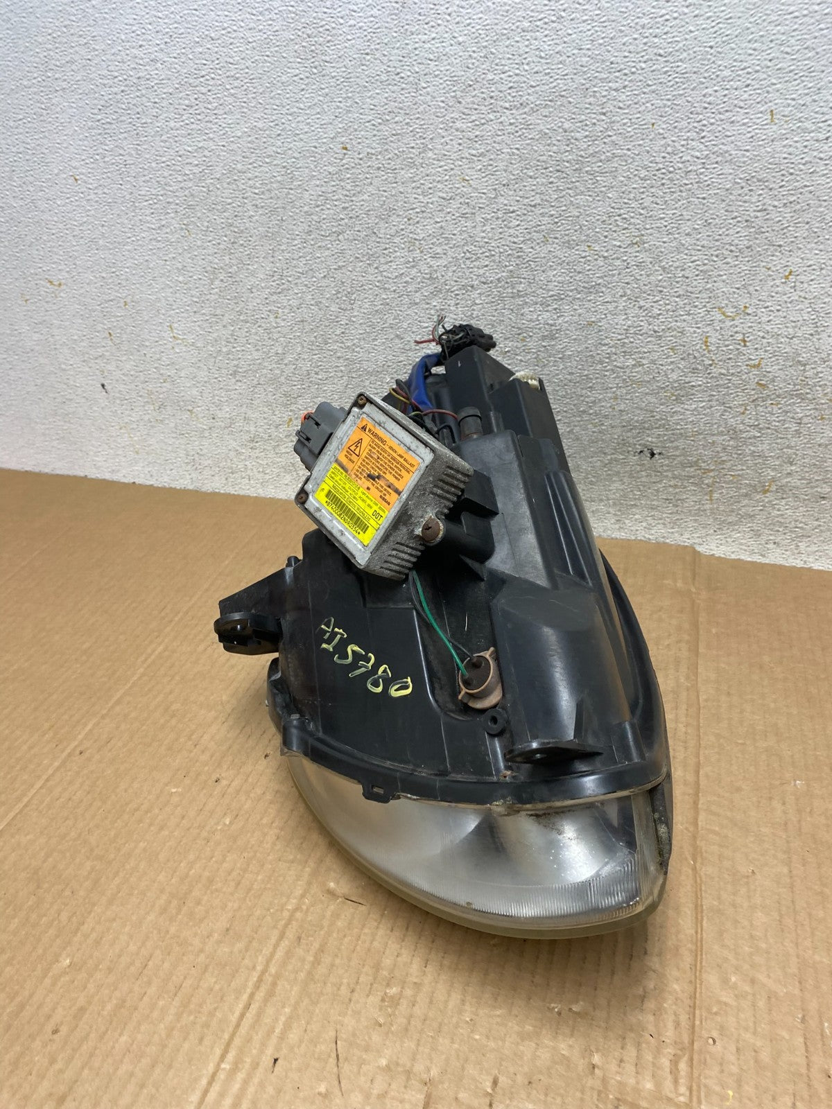 2003 to 2004 Infiniti G35 Left Driver Lh Side Xenon HID Headlight AI5780 DW8