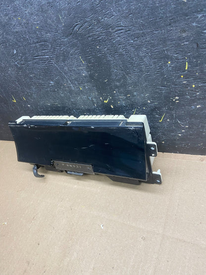 2003 to 2005 Ford Crown Victoria Speedometer Cluster Gauge t9180 DG3
