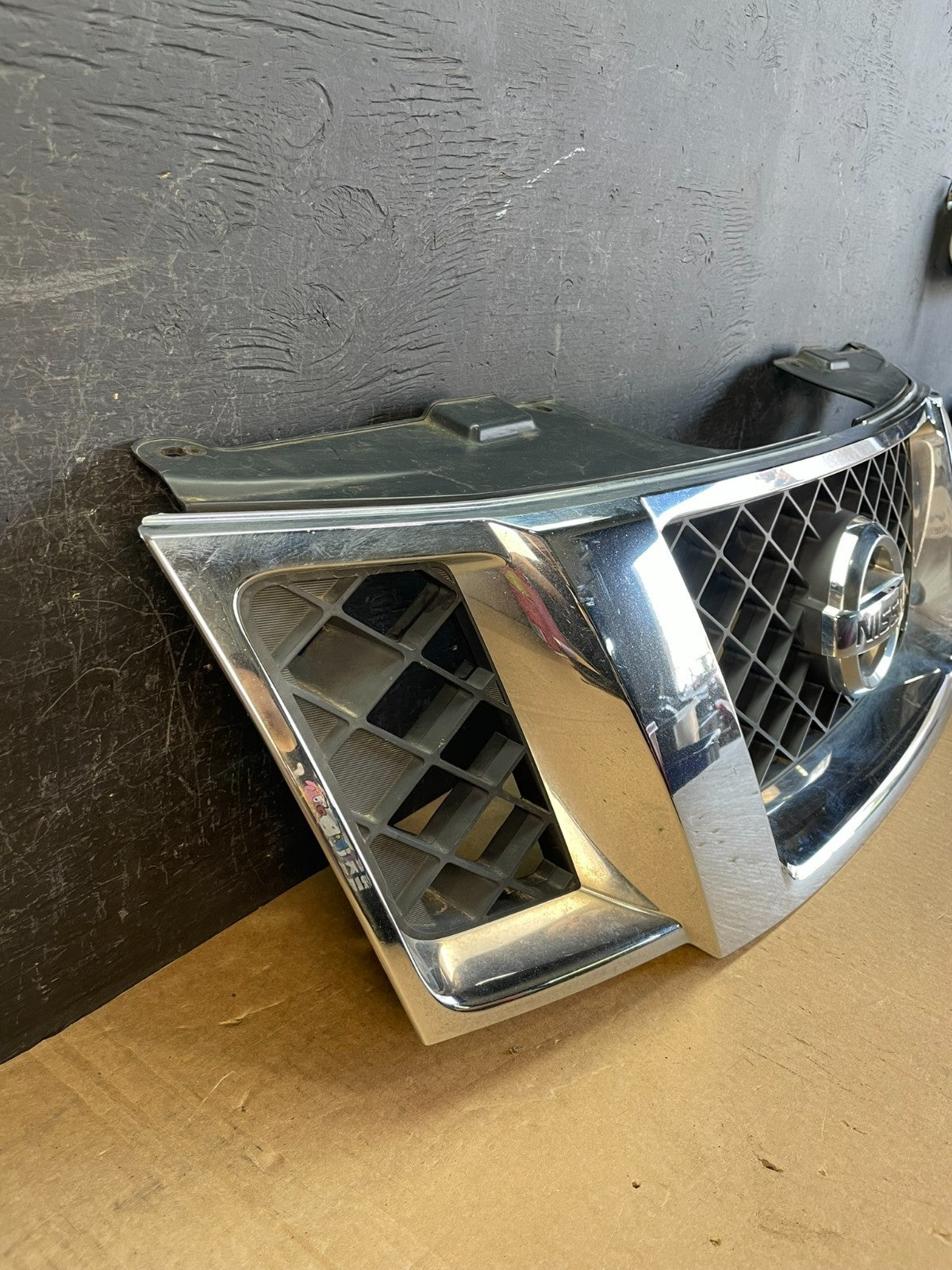 2008 to 2012 Nissan Pathfinder Front Upper Chrome Grill Grille AD0270 DG2