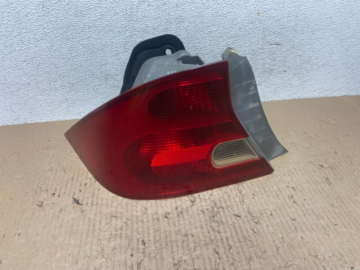 2001 to 2003 Honda Civic Coupe Left Driver Side Lh Tail Light AF7046 LK0