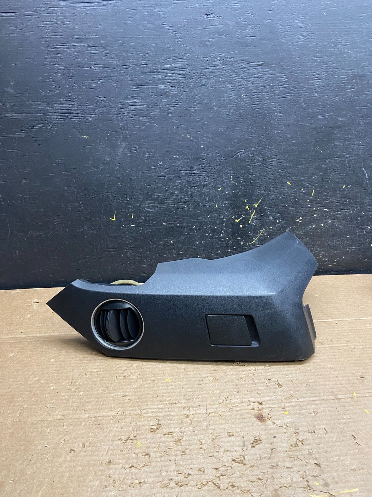 2009-2015 Honda Pilot Right Passenger Dash Vent Center Panel Bezel OEM W1997 DG0