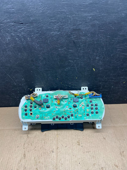 2001 2002 2003 Toyota Sienna Speedometer Cluster Gauge Q0933 DG6