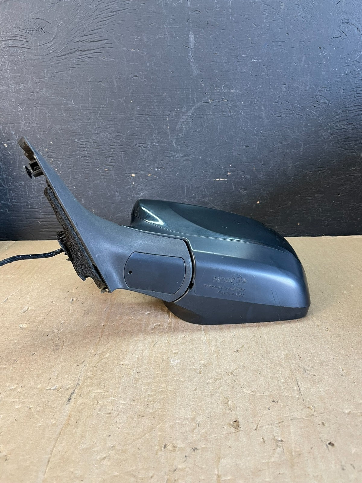 2009 to 2010 Subaru Forester Left Driver Side View Power Door Mirror AD5893 DW3