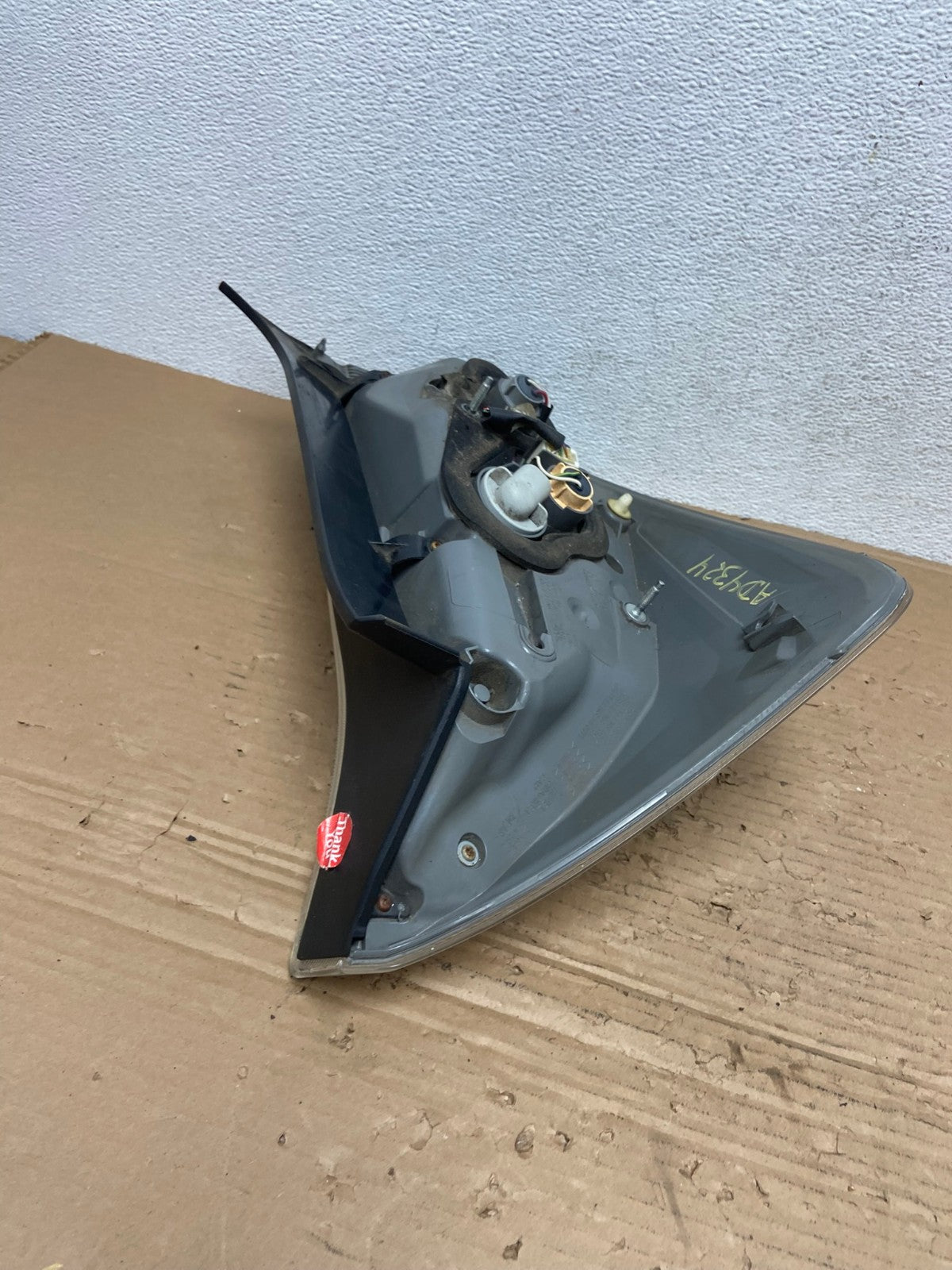 2010 2011 Toyota Prius Tail Light Right Passenger Side AD4324 LK5